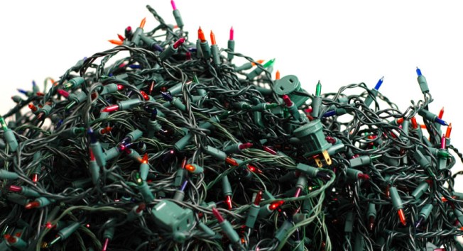 tangled-christmas-lights